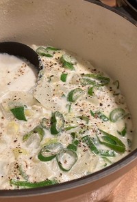 白菜と長葱のガーリックミルクスープ