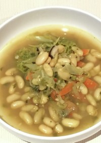 欧州風　いんげん豆のスパイススープ