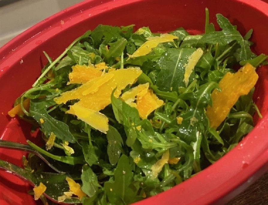 簡単ルッコラサラダのレシピ