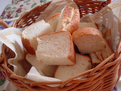 HB早焼きでチーズ香る食パンの写真