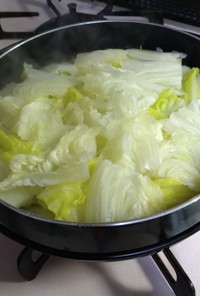 白菜と豚バラの蒸し煮