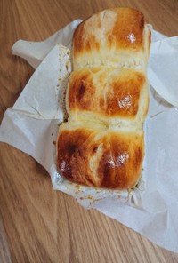 小さめの食パン。パウンド型で。