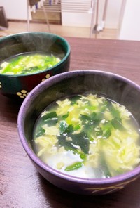 たまごとほうれん草の中華スープ