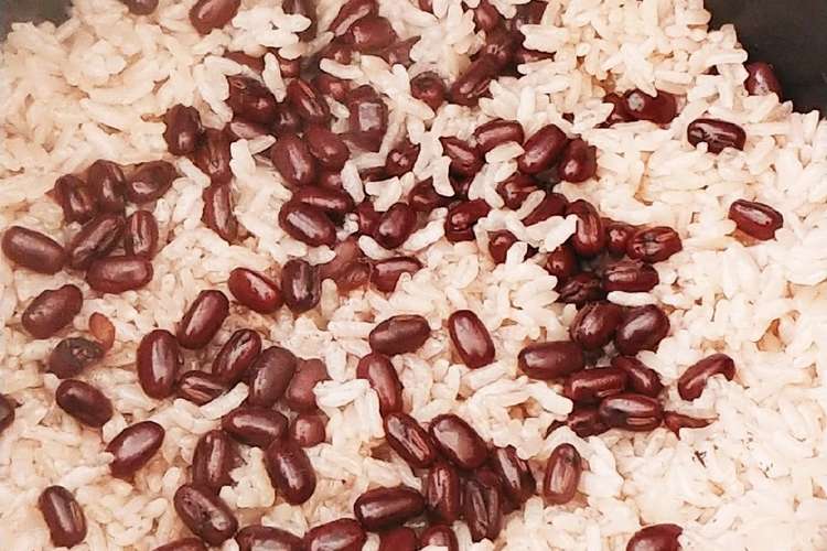 赤飯の素を使ってほんのり甘い赤飯 レシピ 作り方 By 青森在住 クックパッド 簡単おいしいみんなのレシピが371万品