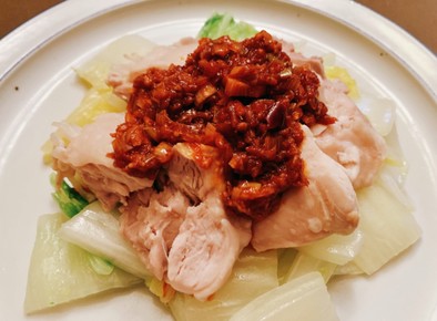 茹で鶏と白菜の塩炒め＊自家製ラー油ダレでの写真