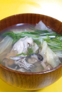 冬野菜の牡蠣スープ