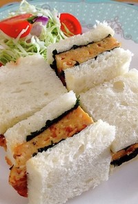 ピリ辛玉子焼きの韓国のりサンドイッチ