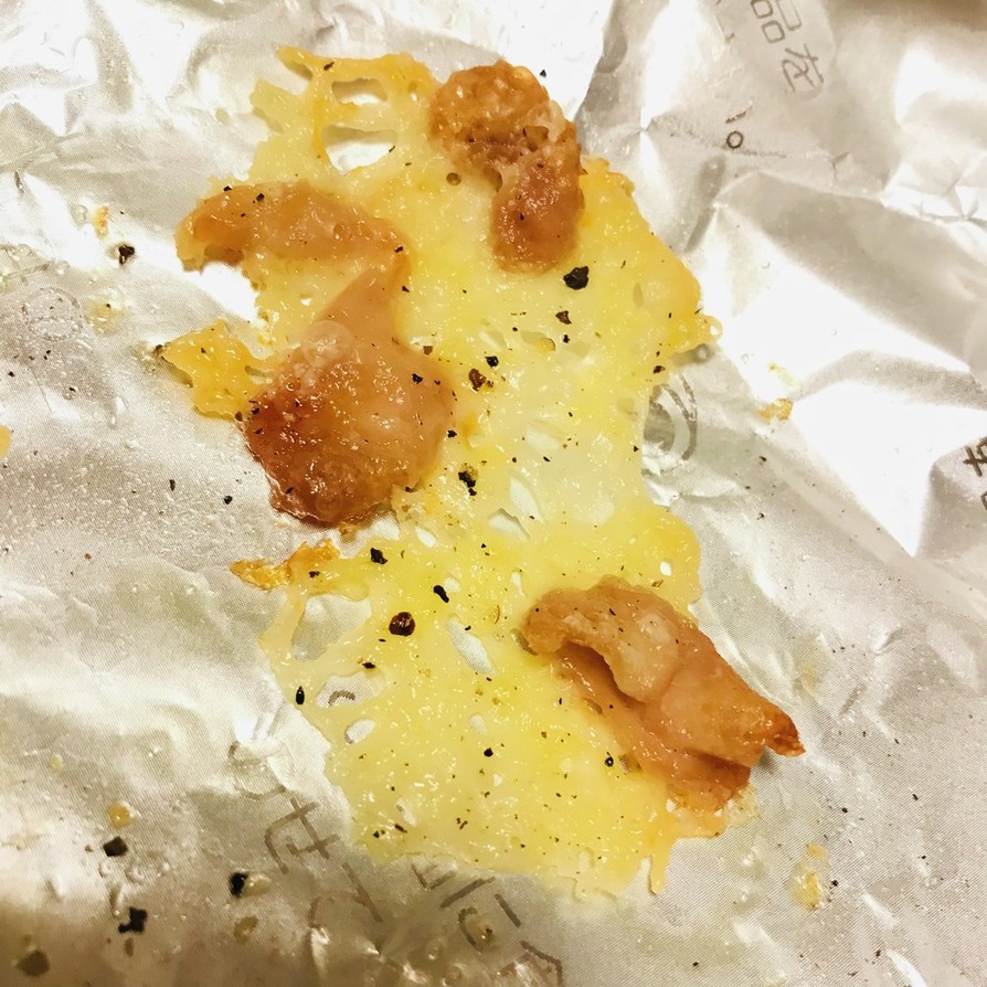 カリカリ鶏皮チーズ焼きの画像