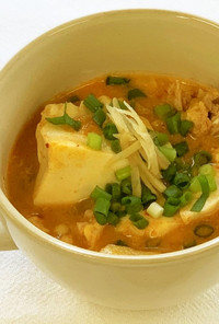 豆腐と豚肉のチゲスープ