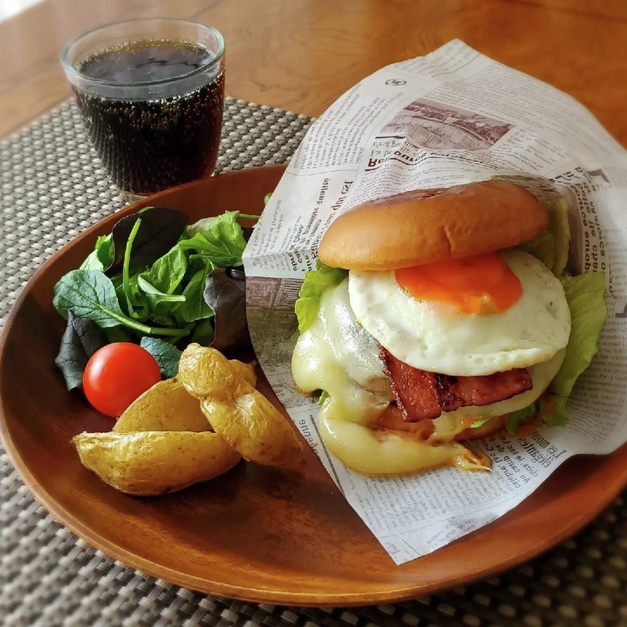 『Wチーズベーコンエッグバーガー』 by ☆しんのすけ☆♪ 【クックパッド】 簡単おいしいみんなのレシピが394万品