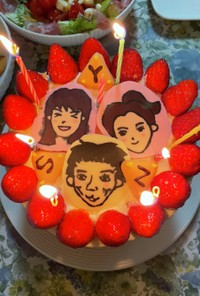 4段ケーキ　birthday 