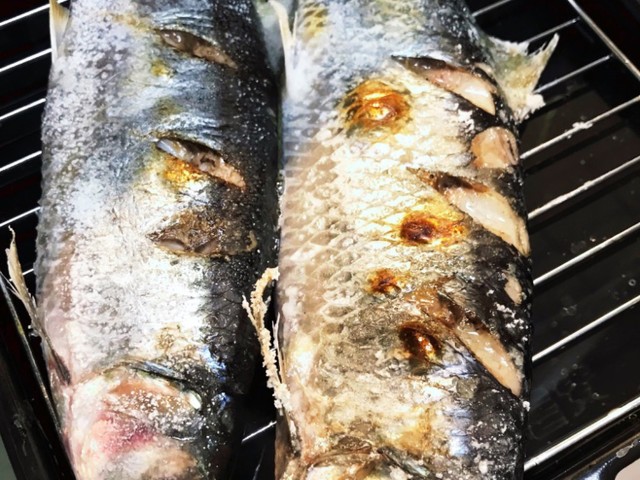 生ニシンの塩焼き 重曹で手早く臭い消し レシピ 作り方 By よこはまダディ クックパッド 簡単おいしいみんなのレシピが366万品