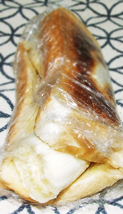 バナナ巻きバタートーストの写真