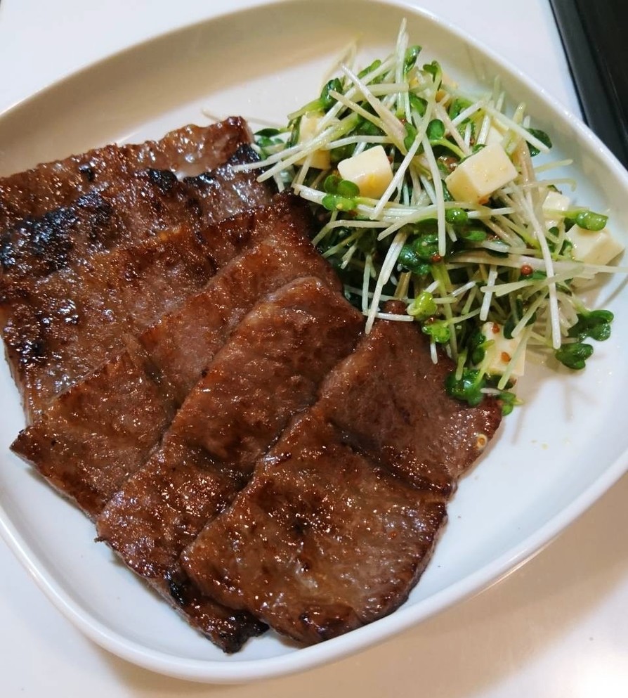 簡単！牛カルビ焼肉♪付け合わせも美味！ by こでで 【クックパッド】 簡単おいしいみんなのレシピが395万品