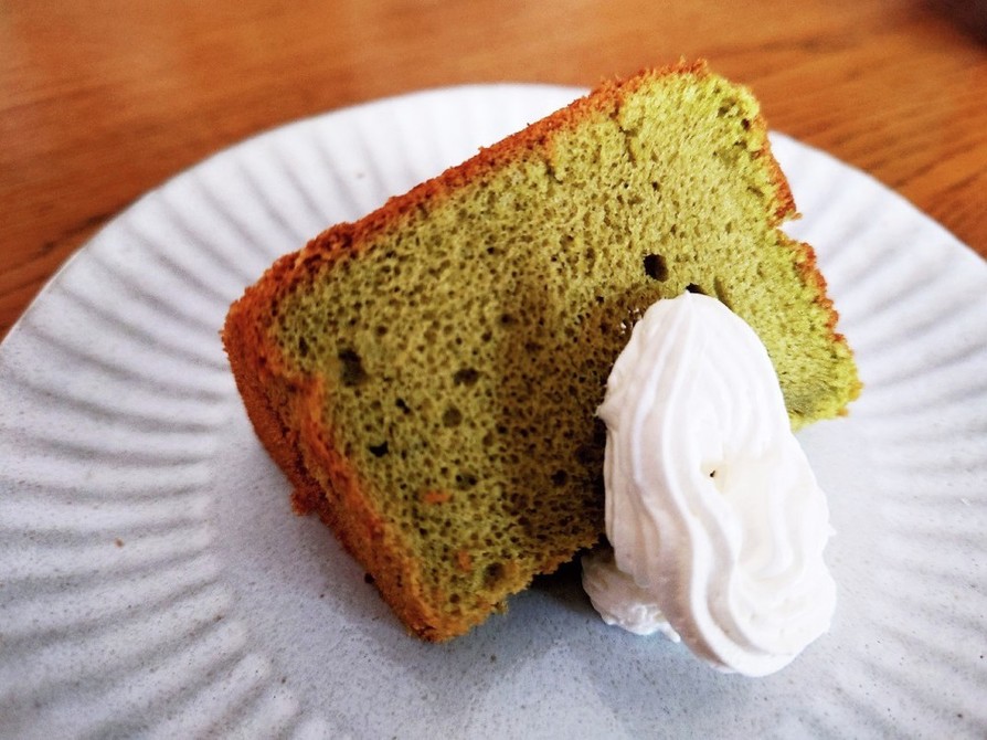 米粉の緑茶シフォンケーキの画像