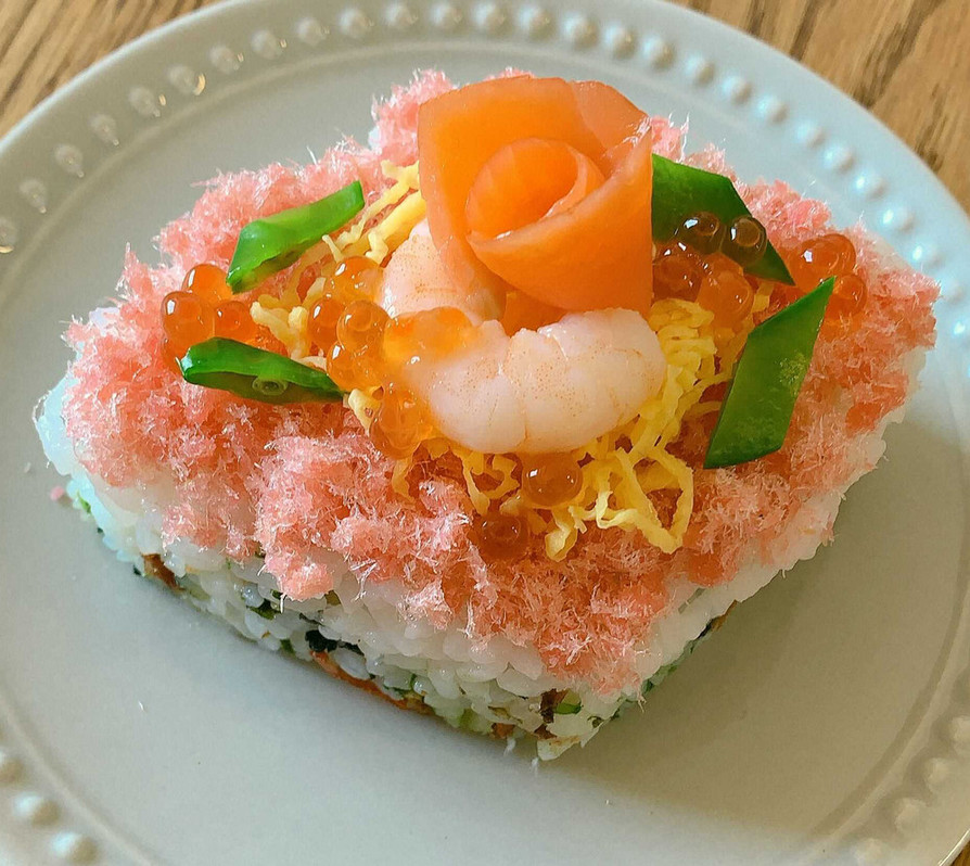 ひな祭りにぴったり◆菱餅風ちらし寿司の画像