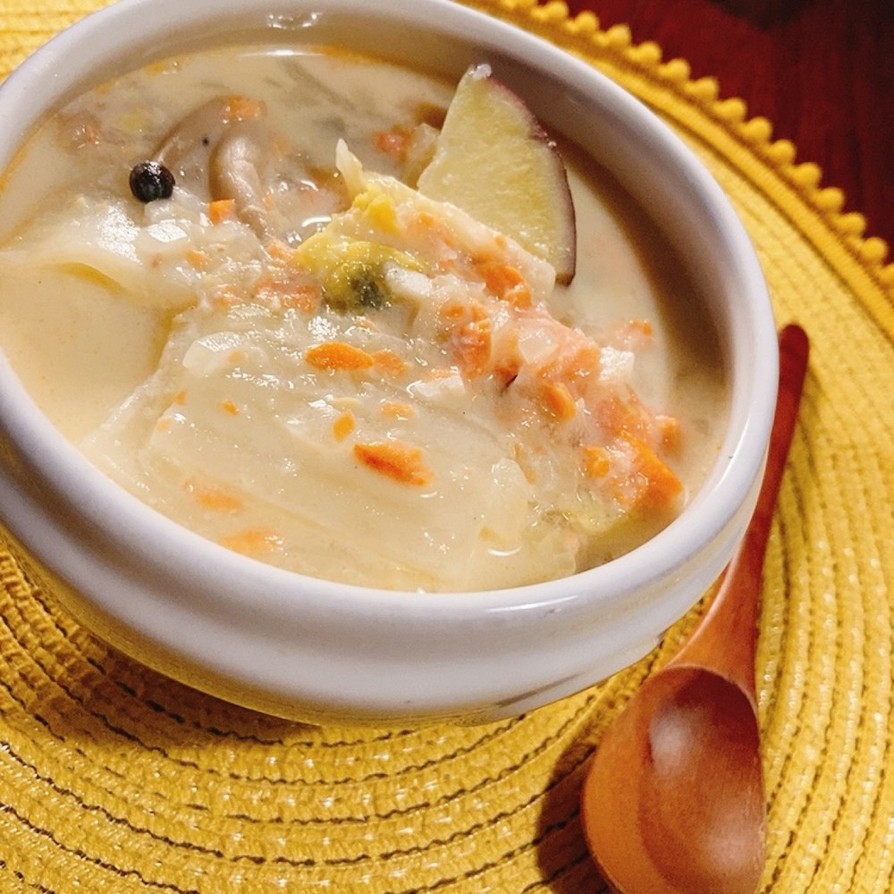 ★糖質30g以下★焼鮭の味噌豆乳スープの画像