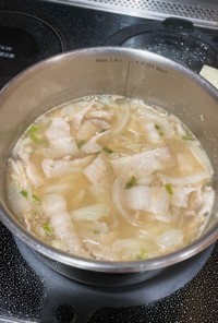 豆腐玉ねぎの豚汁