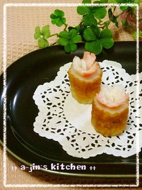 お弁当に✿ちくわ×かにかまのお花