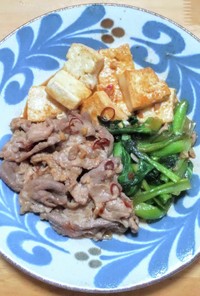 豚こま肉と木綿豆腐と小松菜の中華炒め