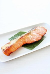 シンプル簡単で美味しい【鮭の塩麹焼き】