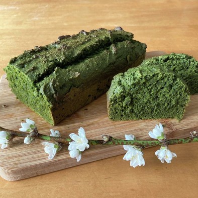 ヴィーガン☆ほうれん草と抹茶のケーキの写真