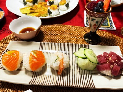 簡単可愛い手毬寿司！お正月やひな祭りに！の写真