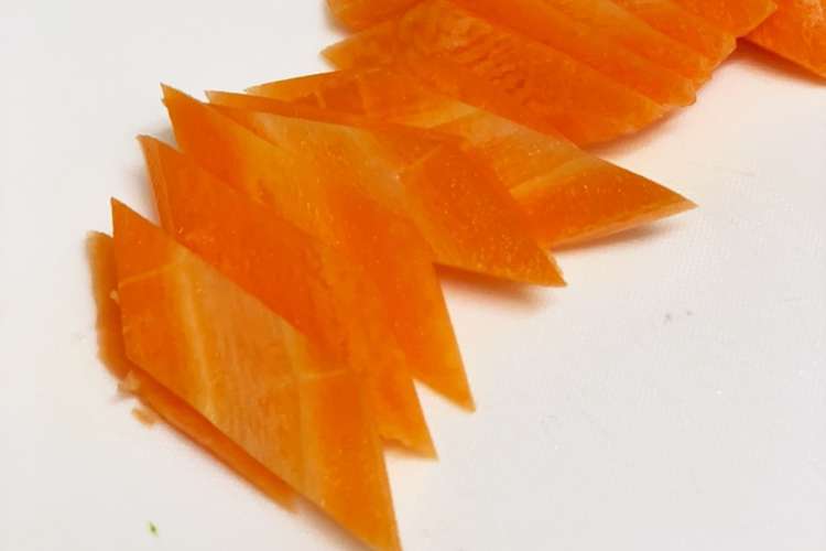 人参の短冊切り 中華短冊 レシピ 作り方 By イシダのヨメ クックパッド 簡単おいしいみんなのレシピが375万品