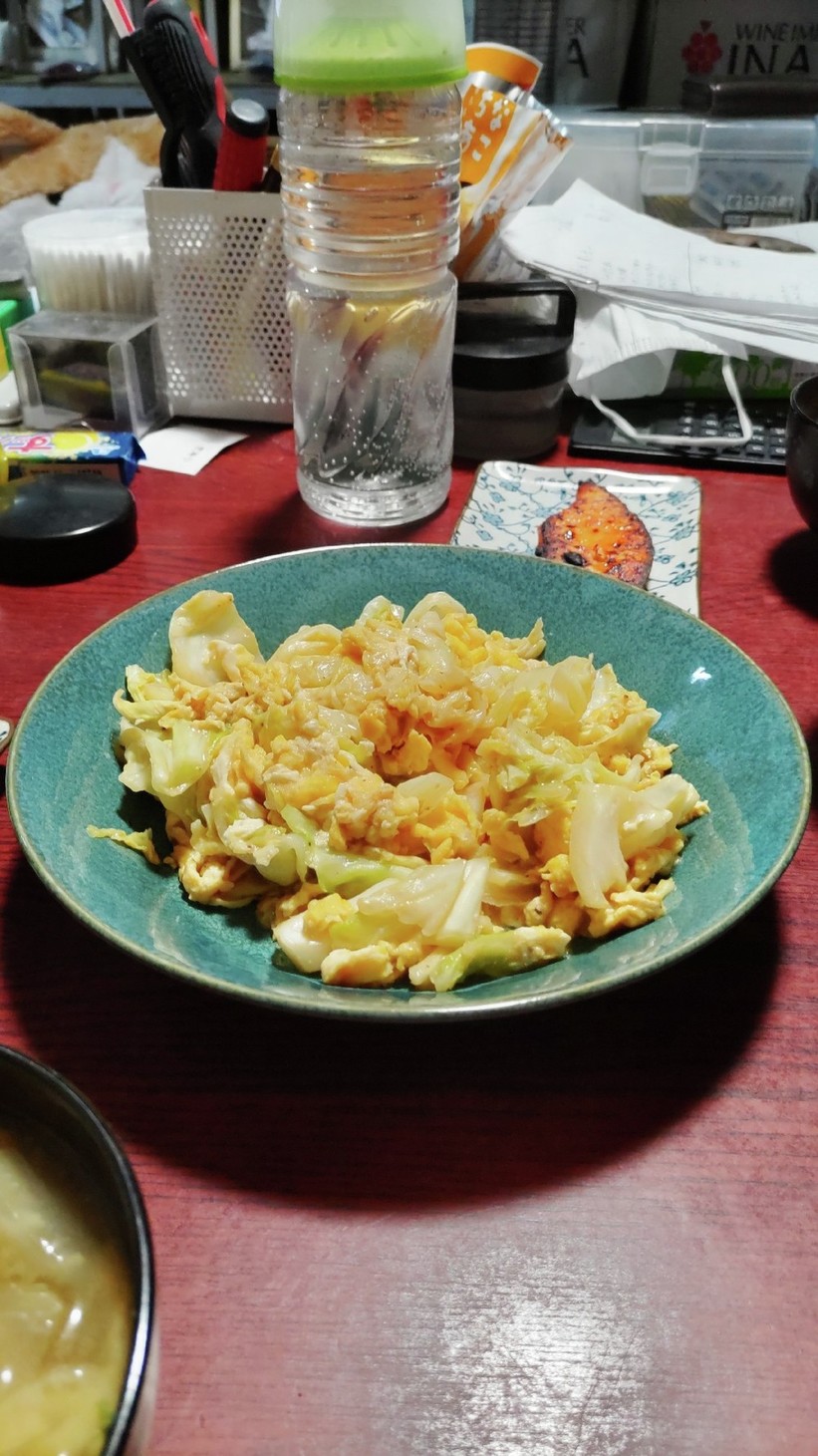 キャベツと卵のオイマヨ炒めの画像