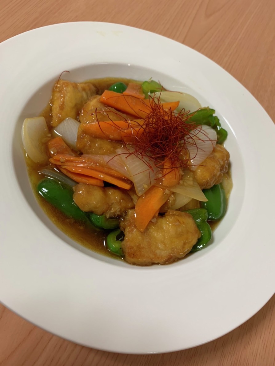中華鍋で酢豚の画像