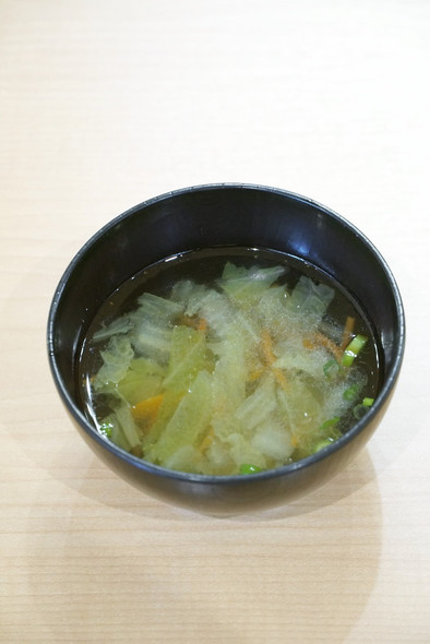 春雨と白菜のスープの写真