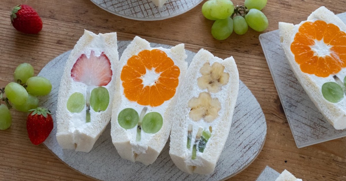 春色 フラワーフルーツサンド レシピ 作り方 By ぴよちゃん なにつく クックパッド 簡単おいしいみんなのレシピが368万品