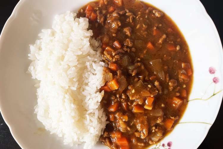大人も子供も満足 豚ひき肉の甘口カレー レシピ 作り方 By Ryots クックパッド 簡単おいしいみんなのレシピが376万品
