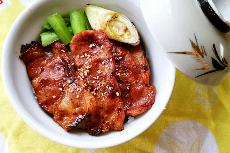 焼肉用豚肩ロース肉で焼肉丼 レシピ 作り方 By 花時計咲いた クックパッド 簡単おいしいみんなのレシピが379万品