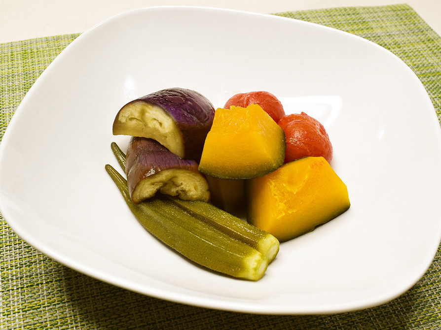 冷やしても美味しい♬夏野菜の煮物の画像