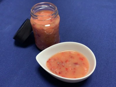 苺と酒種酵母のドレッシングの写真