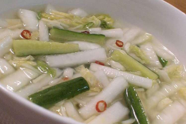 白菜と大根の水キムチ レシピ 作り方 By ゆうゆう0221 クックパッド 簡単おいしいみんなのレシピが363万品