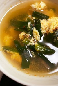 ニラとキムチのピリ辛かき玉スープ♡