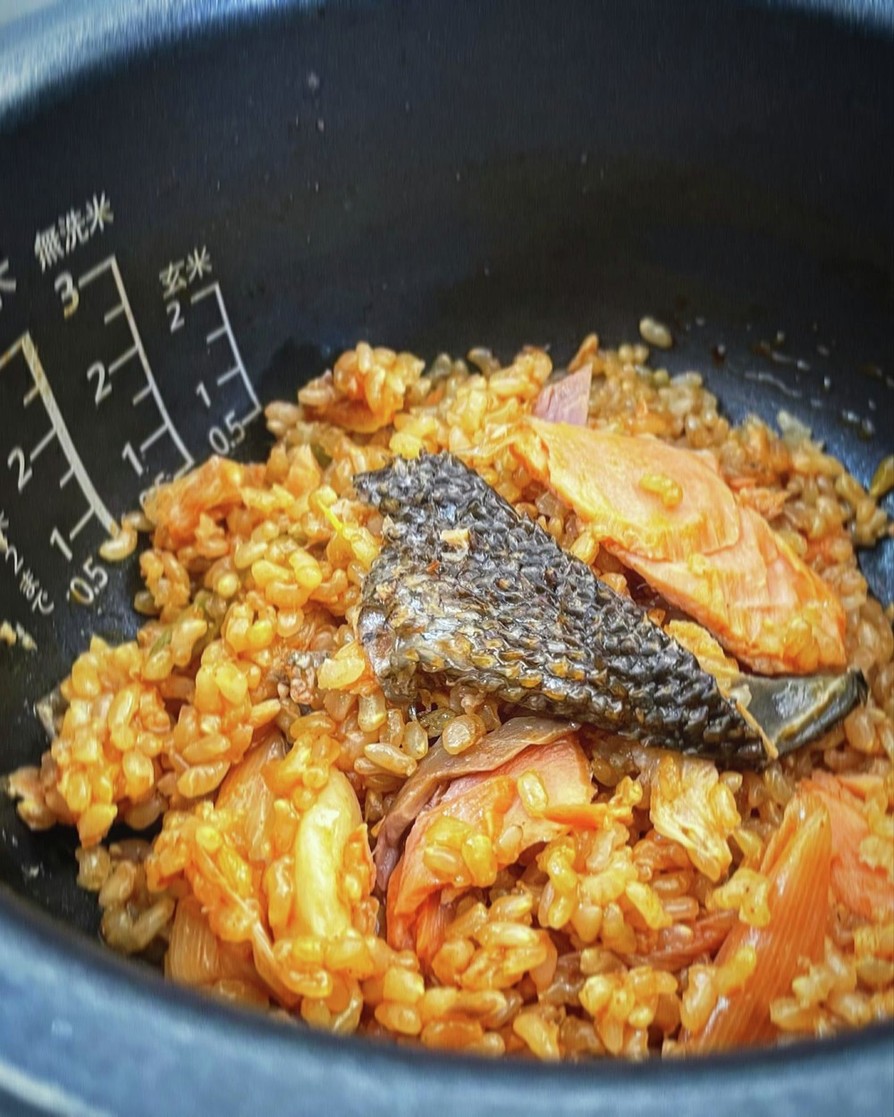 鮭と葱&ニンニク入り若玄米炊き込みご飯の画像