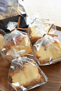 桜orルビーチョコのベイクドチーズケーキ