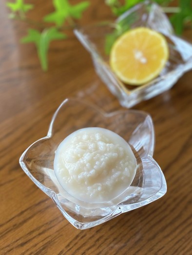 おかゆと米麹の甘酒★レモン風味の写真