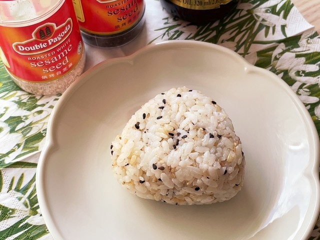 ☆グリーンストライプ×白ゴマおむすび☆ ハンドメイド リバーシブル