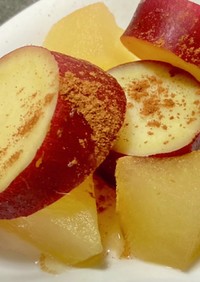 簡単一品　さつま芋とりんごの煮物