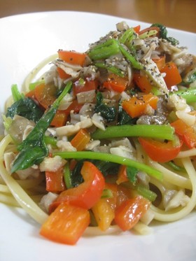 舞茸・小松菜 レモンの香りのパスタ