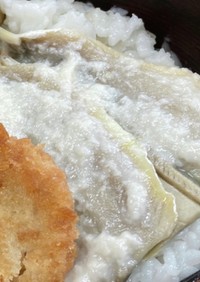 コハダ（コノシロ）の塩麹酢漬け寿司