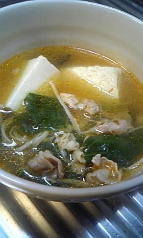 あったかピリ辛スープ