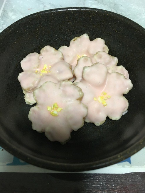 サクサク食感☆桜のチョコクランチの画像