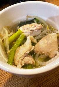 鶏肉と野菜の具沢山スープ