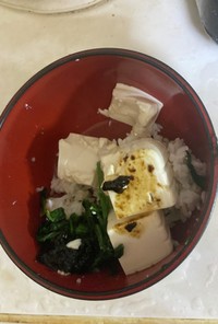 海苔の佃煮　ほうれん草　豆腐オガタライス