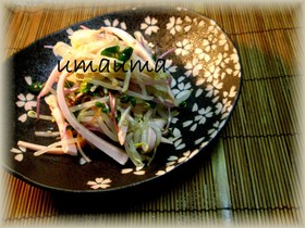 ぱぱっと粋な一品☆魚肉ソともやしナムル